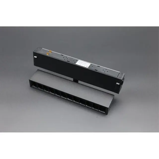 Светильник для трека Aployt APL.0202.00.09 MAGNETIC TRACK 220 — черный, ракурс 8