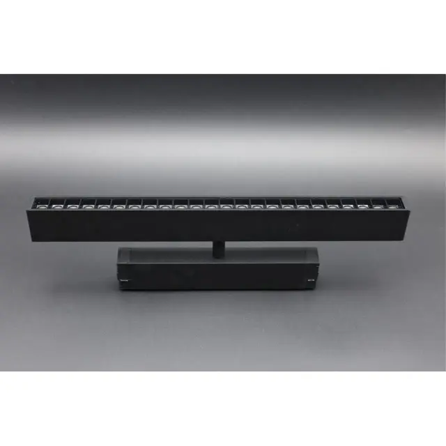 Светильник для трека Aployt APL.0202.00.18 MAGNETIC TRACK 220 — черный, ракурс 8