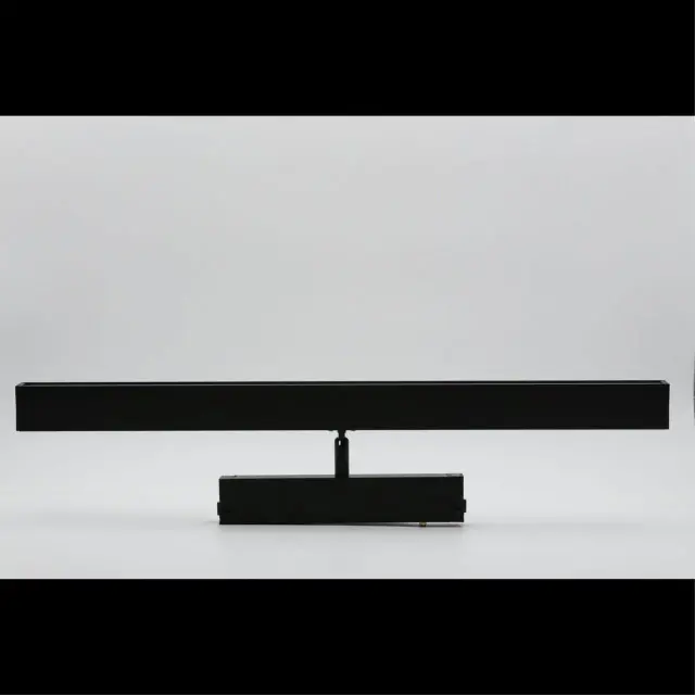 Светильник для трека Aployt APL.0203.01.27 MAGNETIC TRACK 220 — черный, ракурс 3
