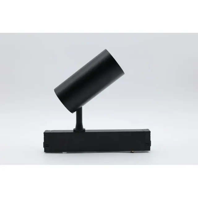 Светильник для трека Aployt APL.0205.00.20 MAGNETIC TRACK 220 — черный, ракурс 4