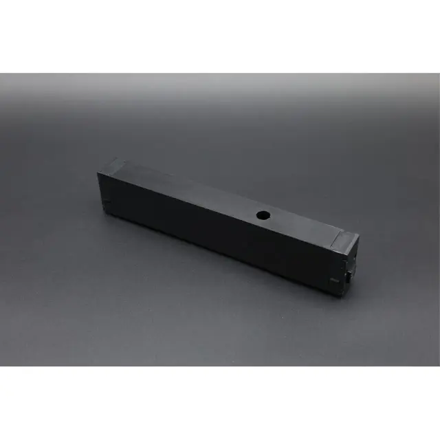Трековый блок питания Aployt APL.0207.00.00 MAGNETIC TRACK 220 — черный, ракурс 5