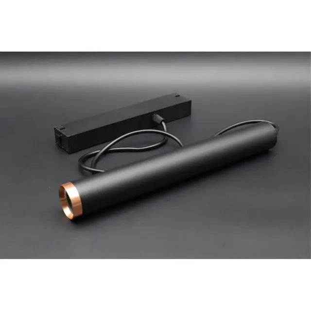 Светильник для трека Aployt APL.0207.00.10 MAGNETIC TRACK 220 — черный, ракурс 6