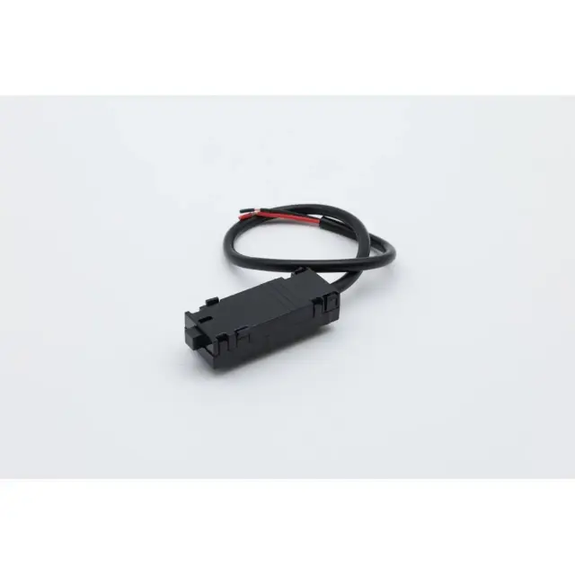 Ввод питания Aployt APL.0280.00.03 MAGNETIC TRACK 220 — черный, ракурс 3