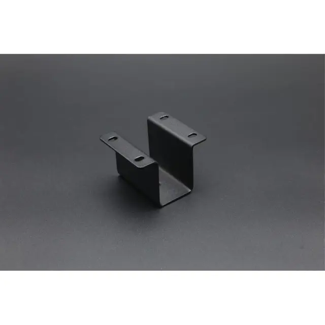 Скоба монтажная Aployt APL.0282.00.02 MAGNETIC TRACK 220 — черный, ракурс 5