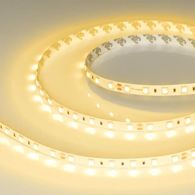 Светодиодная лента RT-B60-10mm 24V Yellow (14.4 W/m, IP20, 5060, 5m), ракурс 4