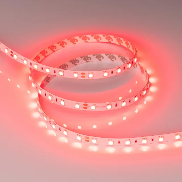 Светодиодная лента RT-B60-10mm 24V Red (14.4 W/m, IP20, 5060, 5m), ракурс 4