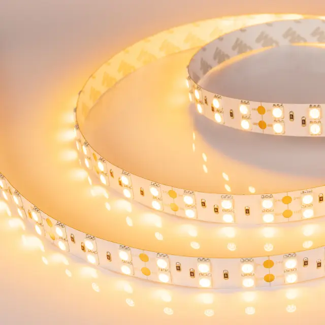 Светодиодная лента RT 2-5000 24V Yellow 2x2 (5060, 600 LED, LUX), ракурс 2