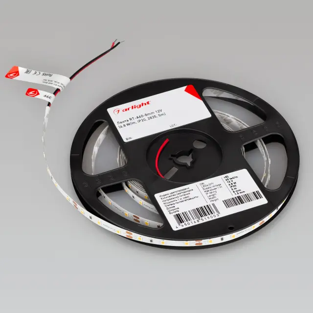 Светодиодная лента RT-A60-8mm 12V Day4000 (4.8 W/m, IP20, 2835, 5m), ракурс 2