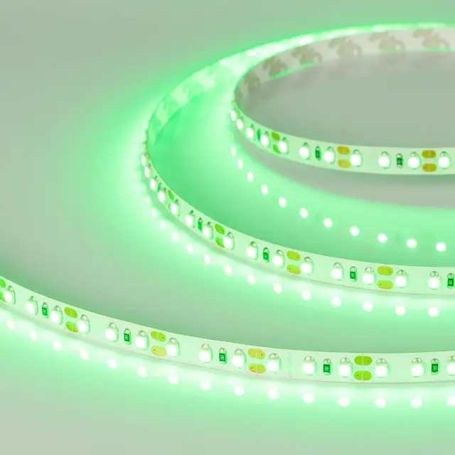 Светодиодная лента RT-A120-8mm 12V Green (9.6 W/m, IP20, 2835, 5m), ракурс 2