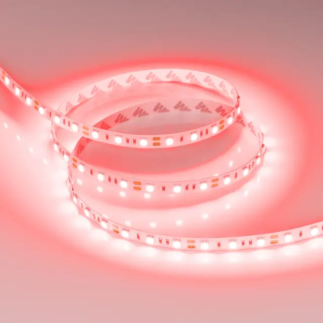 Светодиодная лента RT-B60-10mm 12V Red (14.4 W/m, IP20, 5060, 5m), ракурс 3