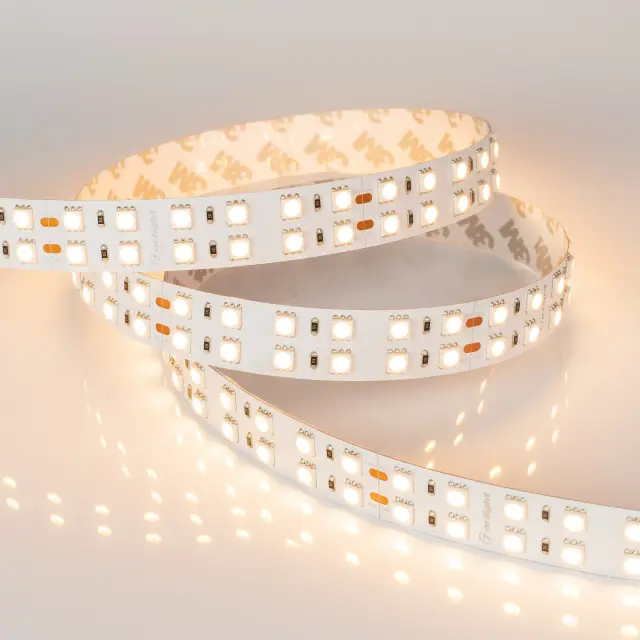 Светодиодная лента RT 2-5000 24V Warm2700 2x2 (5060, 720 LED, LUX), ракурс 2