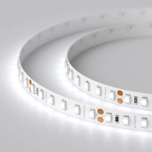 Светодиодная лента RT 2-5000 24V Cool 8K 2x (3528, 600 LED, LUX), ракурс 5