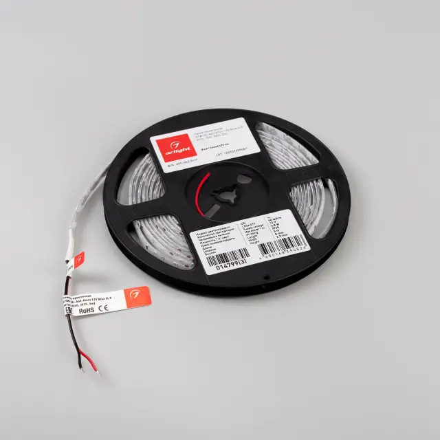 Светодиодная лента герметичная RTW-SE-A60-8mm 12V Blue (4.8 W/m, IP65, 2835, 5m), ракурс 2