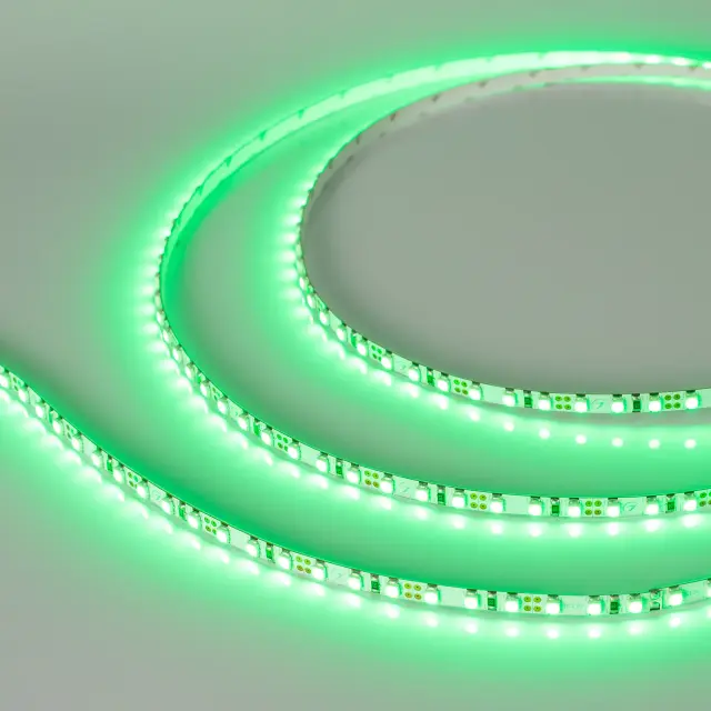 Светодиодная лента RT-A120-5mm 12V Green (9.6 W/m, IP20, 2835, 5m), ракурс 2