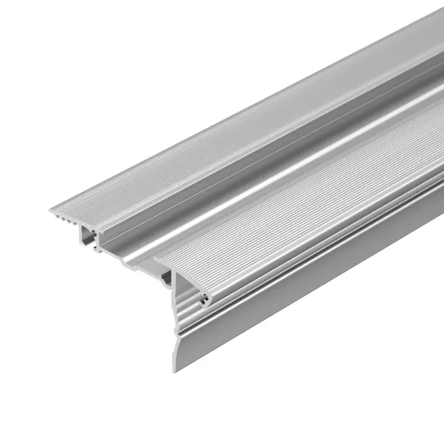 Профиль с экраном ALU-STAIR-DK-2000 ANOD+FROST, ракурс 2