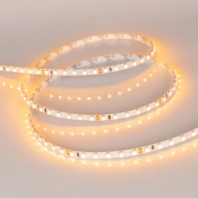 Светодиодная лента RT-A120-5mm 24V Yellow (9.6 W/m, IP20, 2835, 5m), ракурс 3