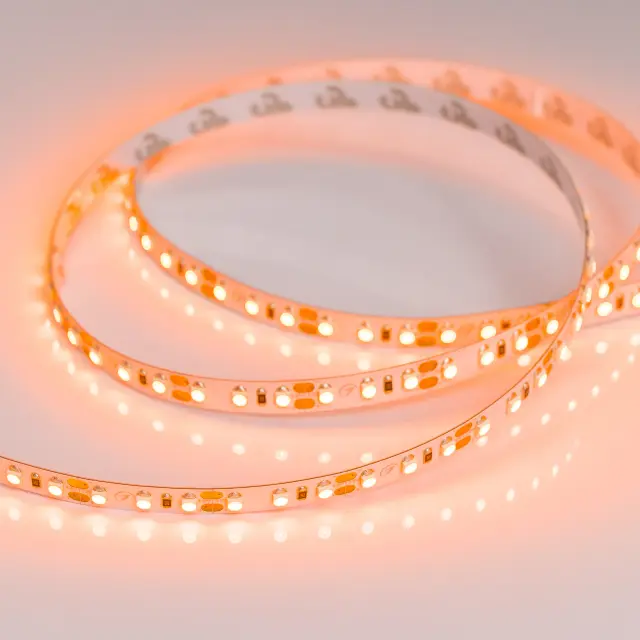 Светодиодная лента RT-A120-8mm 12V Orange (9.6 W/m, IP20, 2835, 5m), ракурс 3