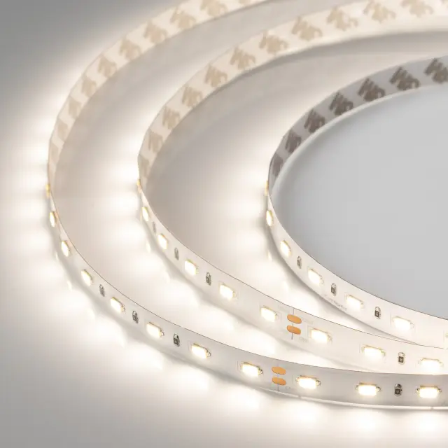 Светодиодная лента ULTRA-5000 24V Day4000 2xH (5630, 300 LED, LUX), ракурс 3