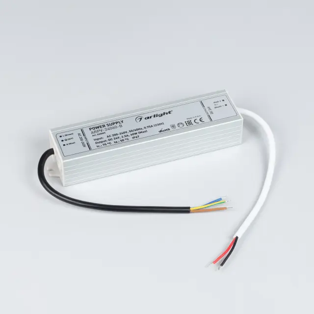 Блок питания ARPV-24060-B (24V, 2.5A, 60W), ракурс 2