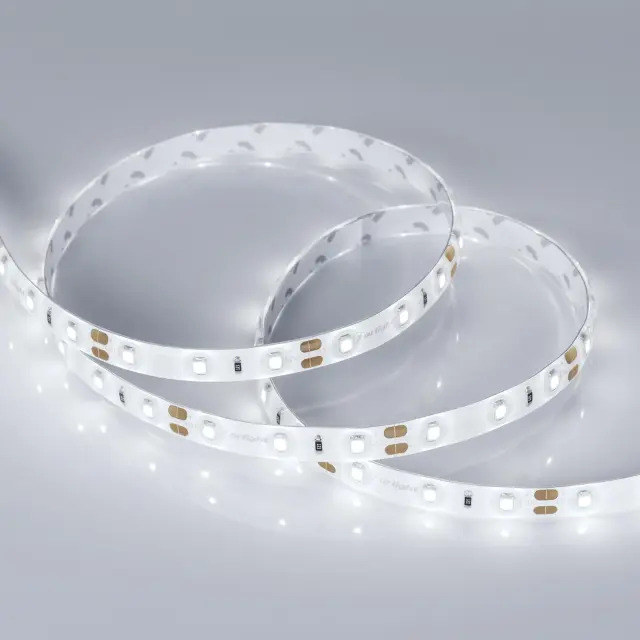 Светодиодная лента герметичная RTW-SE-A60-8mm 12V White6000 (7.2 W/m, IP65, 2835, 5m), ракурс 3