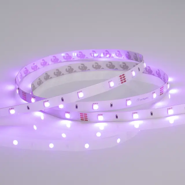 Светодиодная лента RT-B30-10mm 24V RGB (7.2 W/m, IP20, 5060, 5m), ракурс 2