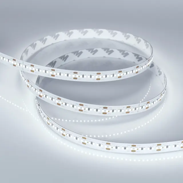 Светодиодная лента MICROLED-M300-10mm 24V White6000 (21.6 W/m, IP20, 2216, 5m), ракурс 4