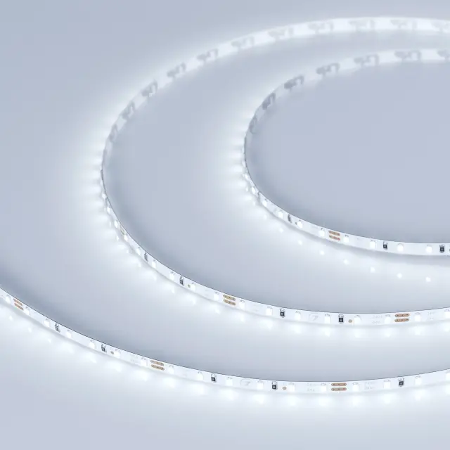 Светодиодная лента MICROLED-5000 24V Cool 8K 4mm (2216, 120 LED/m, LUX)