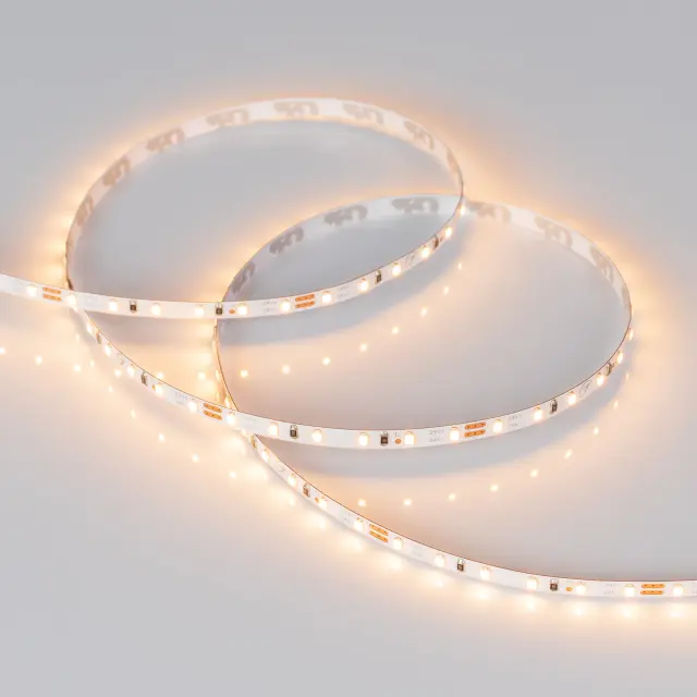 Светодиодная лента MICROLED-M120-4mm 24V Warm2700 (9.6 W/m, IP20, 2216, 5m), ракурс 2