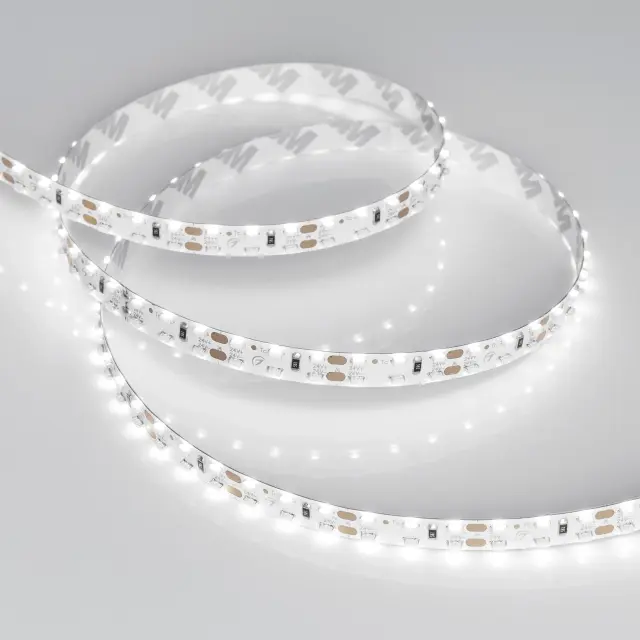 Светодиодная лента RS 2-5000 24V Day5000 2x2 8mm (3014, 240 LED/m, LUX), ракурс 3