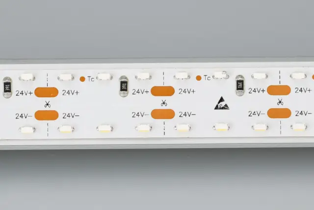 Светодиодная лента RS 2-5000 24V Day4000 2x2 15mm (3014, 240 LED/m, LUX), ракурс 5