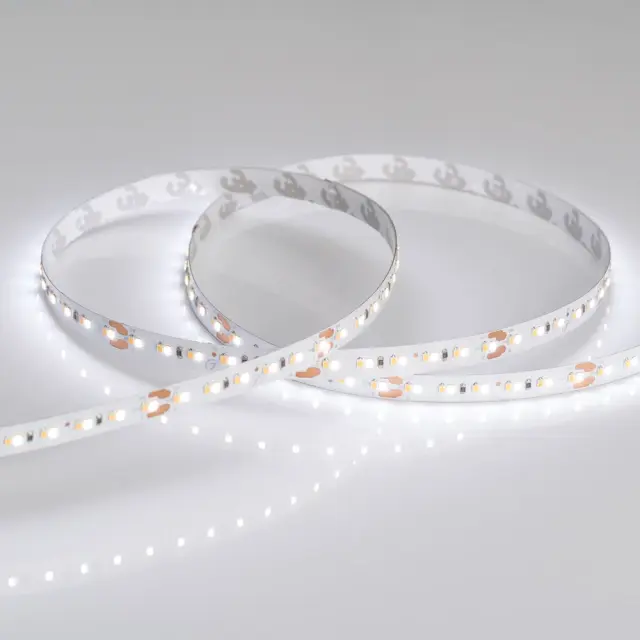 Светодиодная лента MICROLED-M240-8mm 24V White-CDW (9.6 W/m, IP20, 2216, 5m), ракурс 4