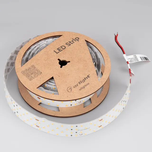 Светодиодная лента RT-A280-36mm 24V Day4000 CRI98 (30 W/m, IP20, 2835, 2.5m), ракурс 3