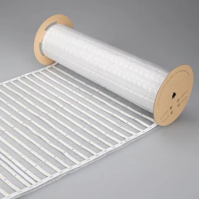 Светодиодная лента RT-ONIX-A640-410mm 24V Day4000 (43.6 W/m, IP20, 2835, 3m), ракурс 3
