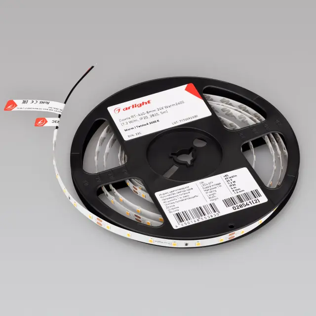 Светодиодная лента RT-A60-8mm 24V Warm2400 (7.2 W/m, IP20, 2835, 5m), ракурс 4