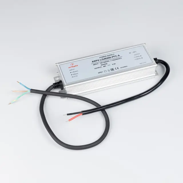 Блок питания ARPV-LG48200-PFC-A (48V, 4.2A, 200W), ракурс 2