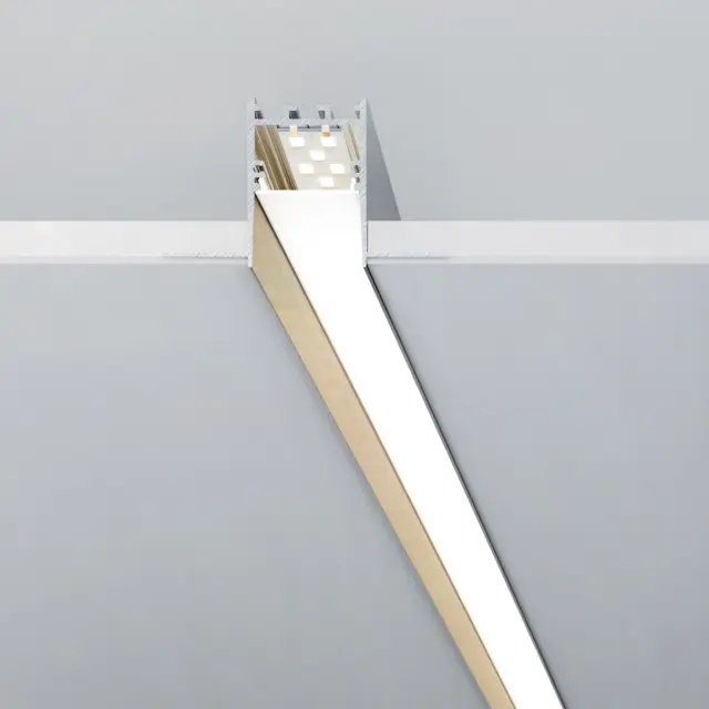 Профиль SL-COMFORT32-FANTOM-2000 ANOD, ракурс 4