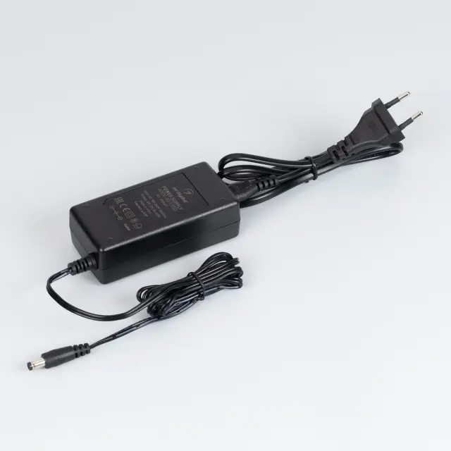 Блок питания ARDV-60-12BD (12V, 5A, 60W), ракурс 2