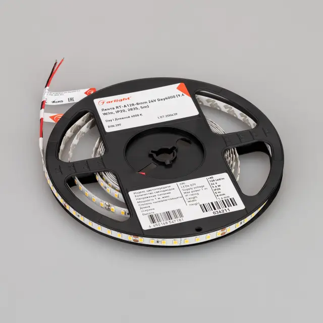 Светодиодная лента RT-A128-8mm 24V Day4000 (10 W/m, IP20, 5m), ракурс 4