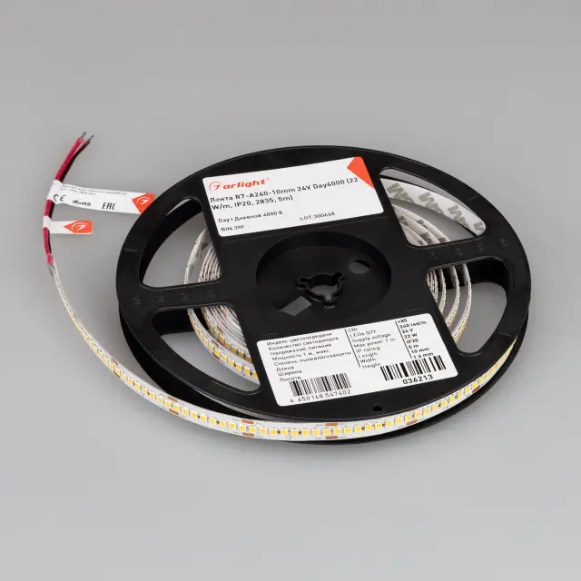 Светодиодная лента RT-A240-10mm 24V Day4000 (22 W/m, IP20, 2835, 5m), ракурс 4