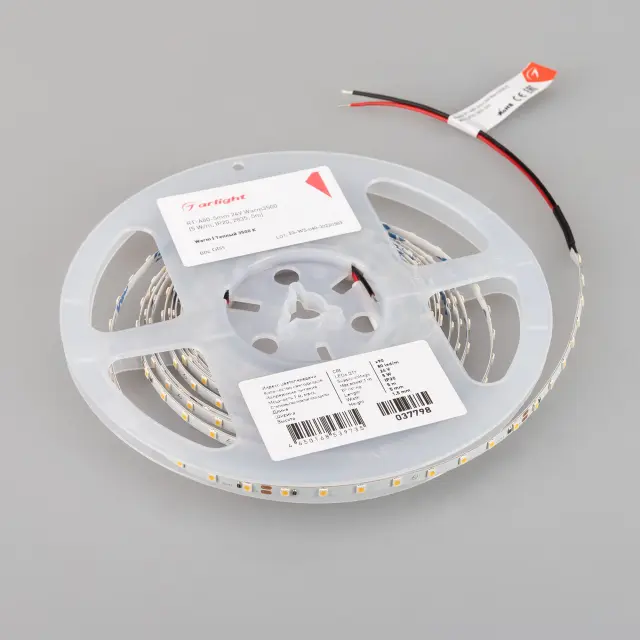 Светодиодная лента RT-A80-5mm 24V Warm3500 (5 W/m, IP20, 2835, 5m), ракурс 2
