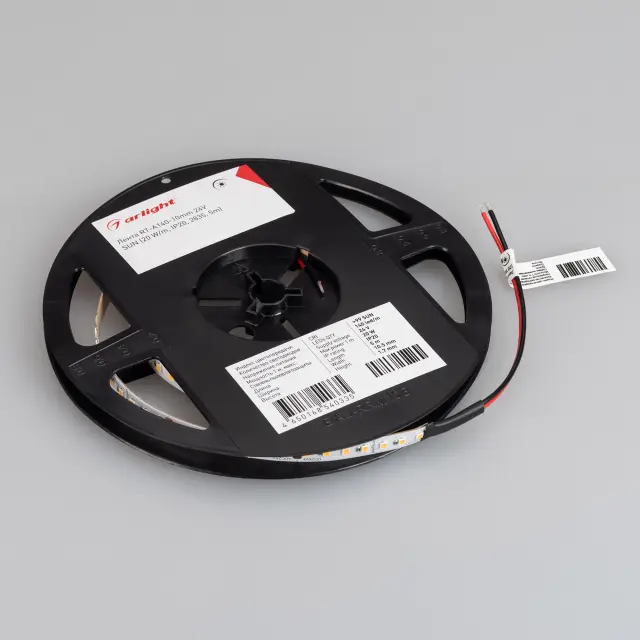 Светодиодная лента RT-A140-10mm 24V Day5000 SUN (20 W/m, IP20, 2835, 5m), ракурс 3