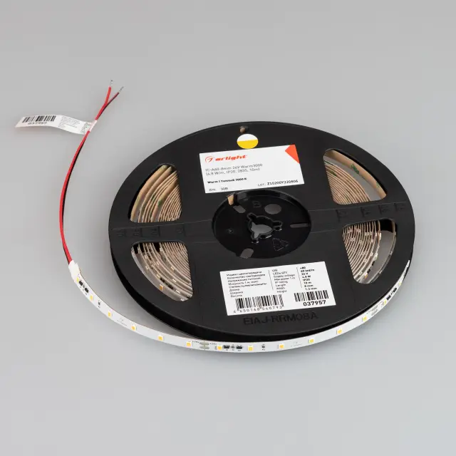 Светодиодная лента IC-A60-8mm 24V Warm3000 (4.8 W/m, IP20, 2835, 10m), ракурс 3