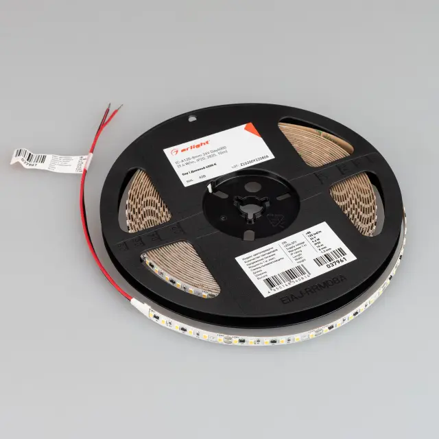 Светодиодная лента IC-A120-8mm 24V Day4000 (9.6 W/m, IP20, 2835, 10m), ракурс 3