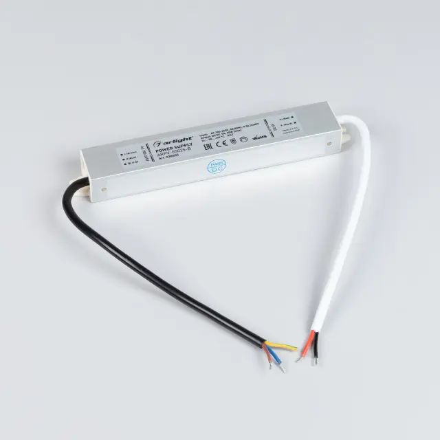 Блок питания ARPV-05025-B (5V, 5.0A, 25W), ракурс 2