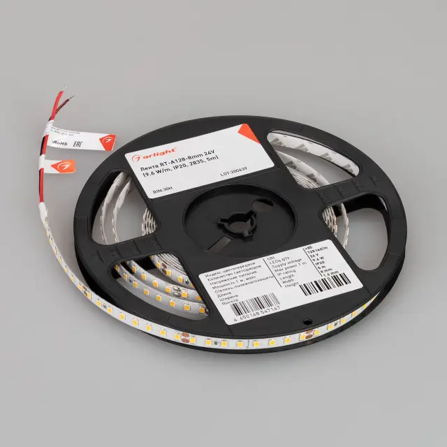 Светодиодная лента RT-A128-8mm 24V White6000 (10 W/m, IP20, 5m), ракурс 3