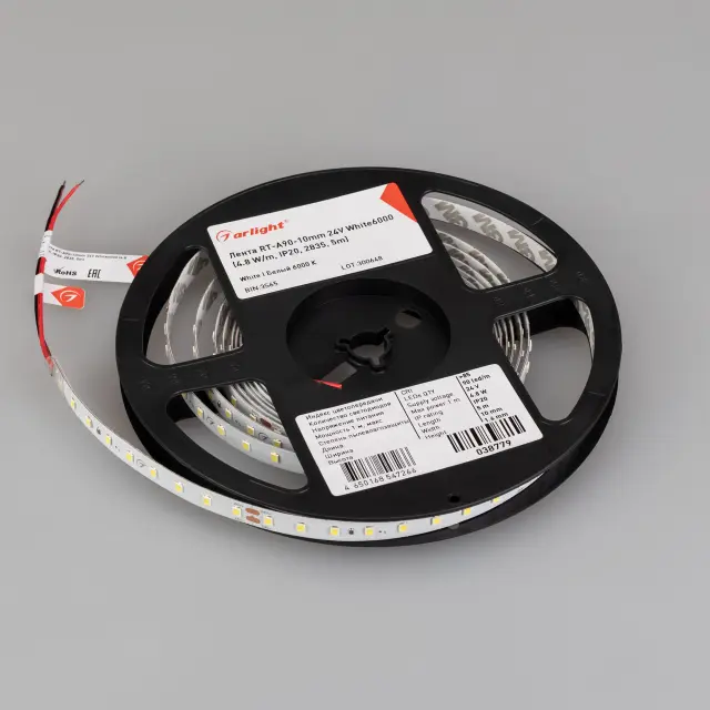 Светодиодная лента RT-A90-10mm 24V White6000 (4.8 W/m, IP20, 2835, 5m), ракурс 2