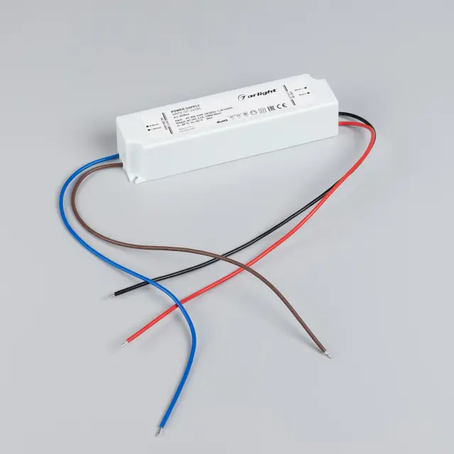 Блок питания ARPV-SP-24100 (24V, 4.2A, 100W), ракурс 2
