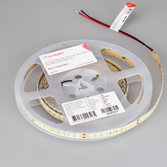 Светодиодная лента ULTRA-C126-10mm 24V Warm3500 (14.4 W/m, IP20, 5630, 5m), ракурс 2