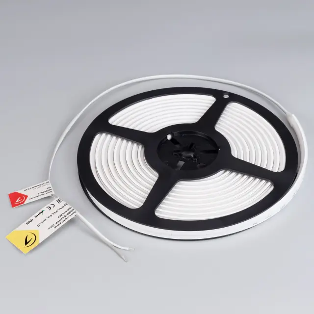 Гибкий неон MOONLIGHT-TOP-X544-10x5mm 24V Day4300 (10 W/m, IP65, 5m, wire x1), ракурс 4