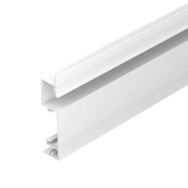 Профиль PLINTUS-H73-F-2000 WHITE, ракурс 3